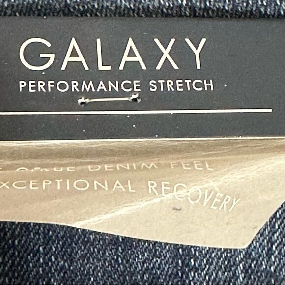 Fidelity Denim Mila Distressed Jeans Size 25 NWT - Picture 13 of 16